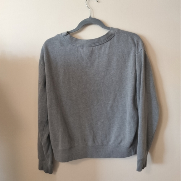 PINK gray crewneck size small - Picture 3 of 3